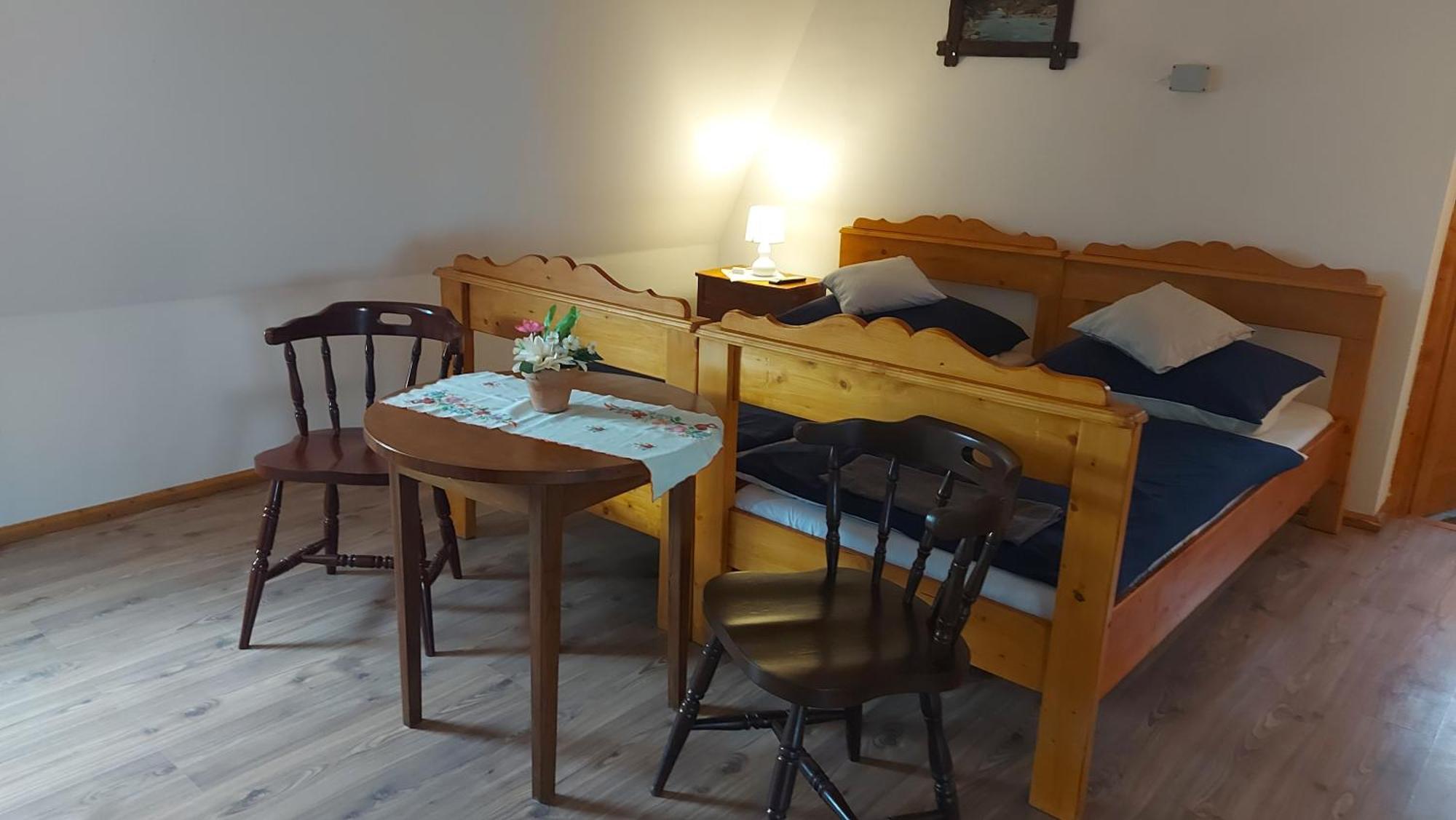 Anna Apartman